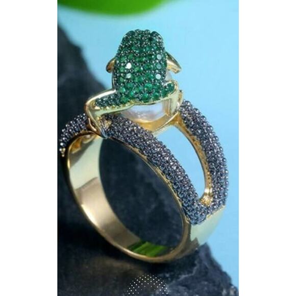 NIB Sz 9 Ring CZ Crystal Stone and Pearl Frog in Gold Casement Ring- - Picture 4 of 7